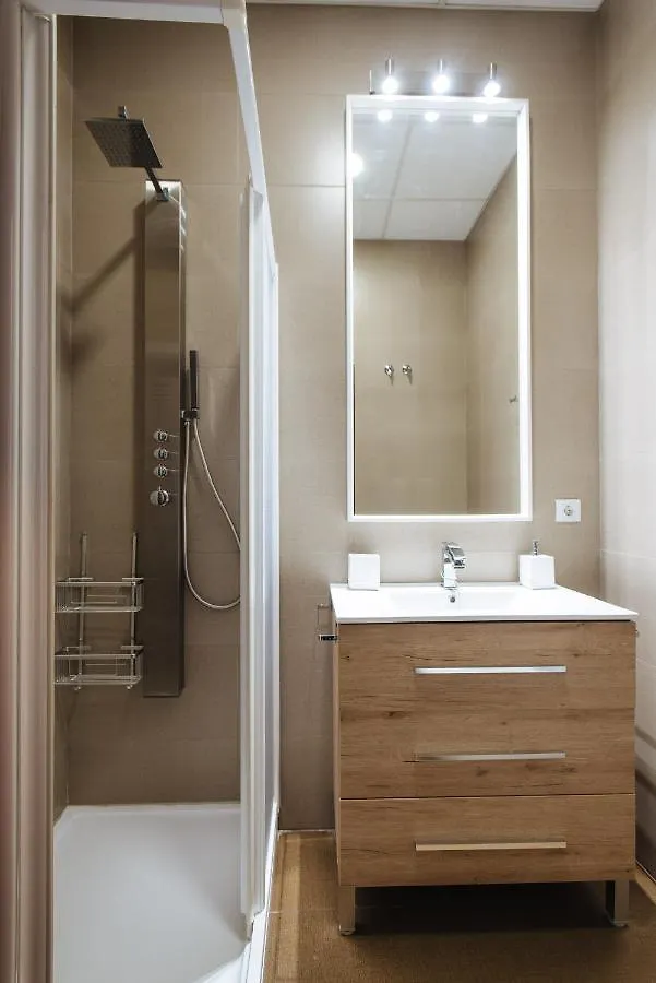 Apartamento Puerta Real - Free Parking Seville 0*,  Spain