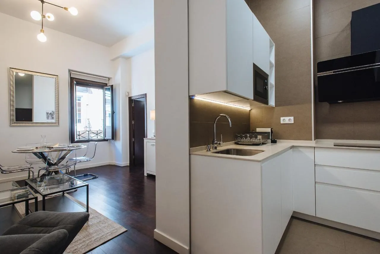 Apartamento Puerta Real - Free Parking Seville