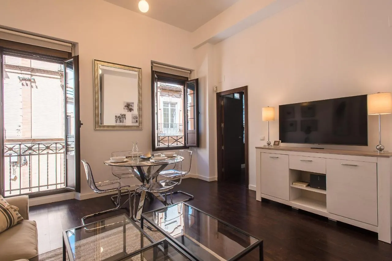 Apartamento Puerta Real - Free Parking Apartment Seville Spain