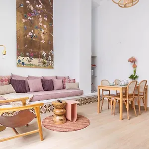  Apartment Pop Art Historia De Conde Negro Con Patio Privado