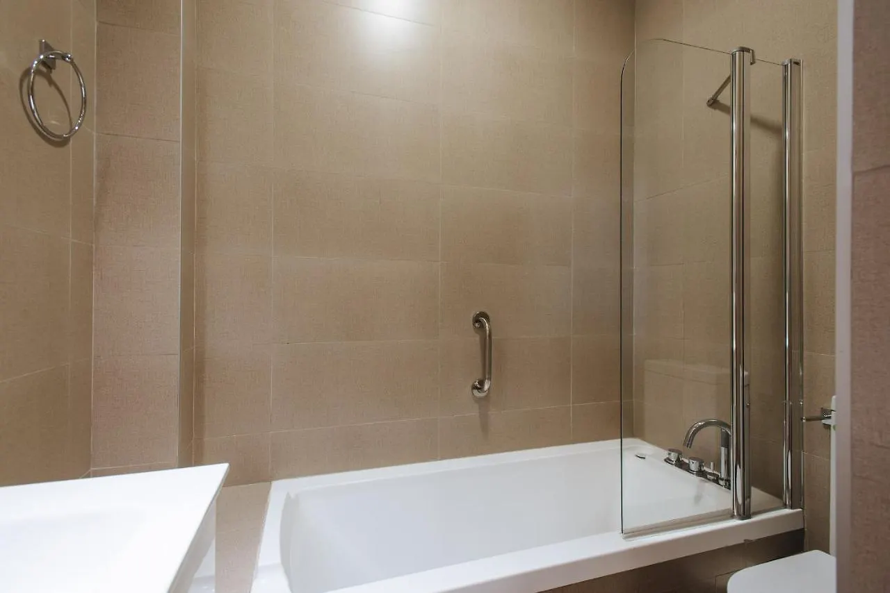 Apartment Apartamento Puerta Real - Free Parking Seville
