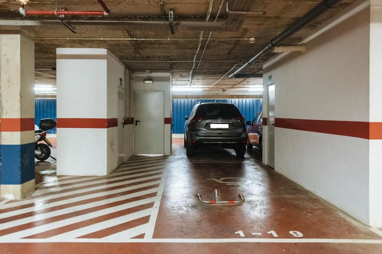 Apartamento Puerta Real - Free Parking Seville Spain